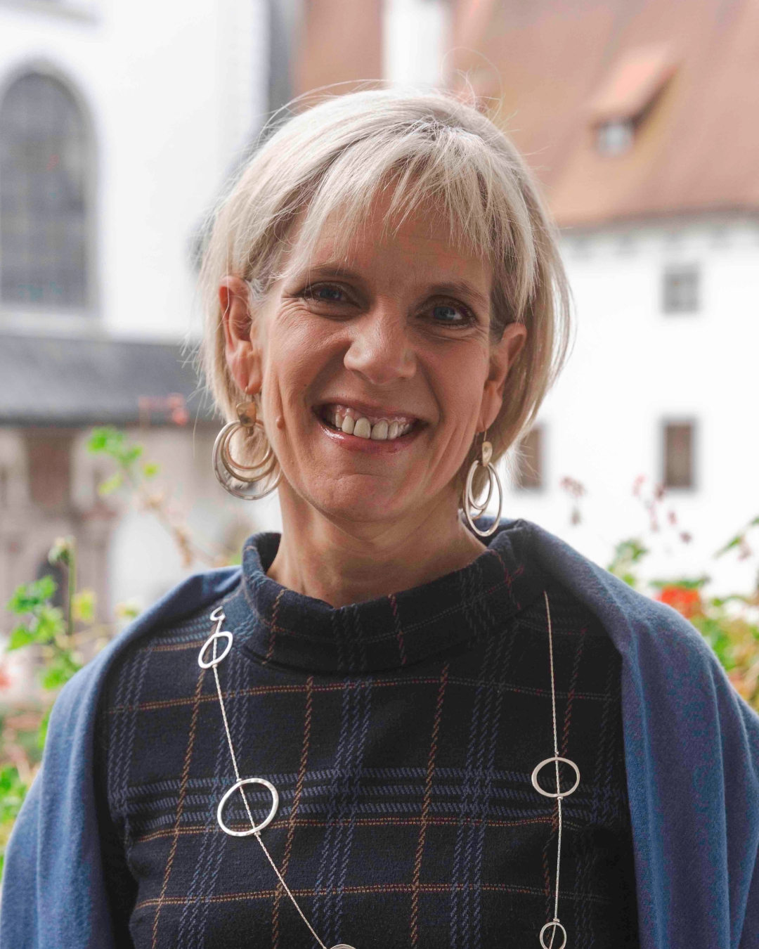 Dr. Maria Wolter